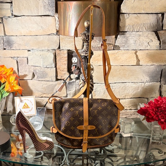 Louis Vuitton Monogram Brown Dual Pocket Crossbody Bag - Picture 1 of 16